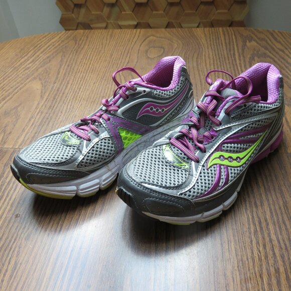 Saucony Women's Omni 12 Running Shoe in Gray/Pink Size 8.5 - Picture 1 of 5
